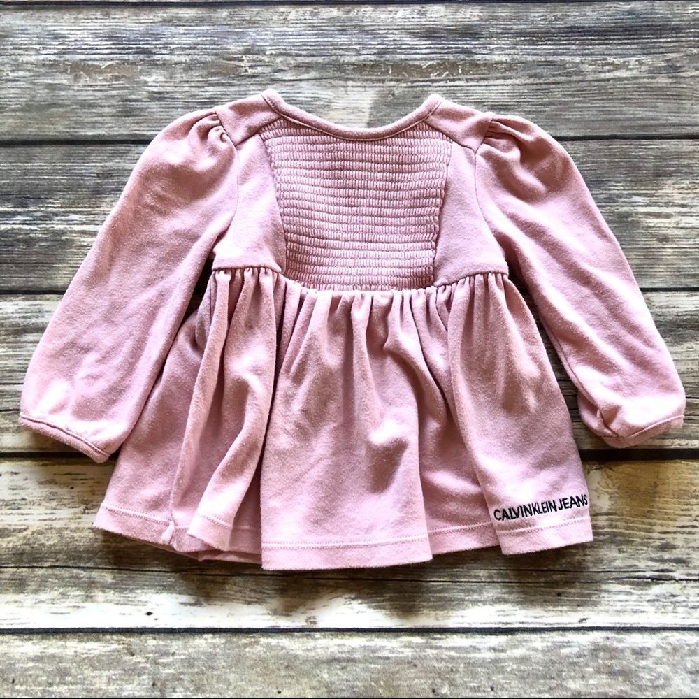 CALVIN KLIEN JEANS Flowy Sweater Size 12 Months